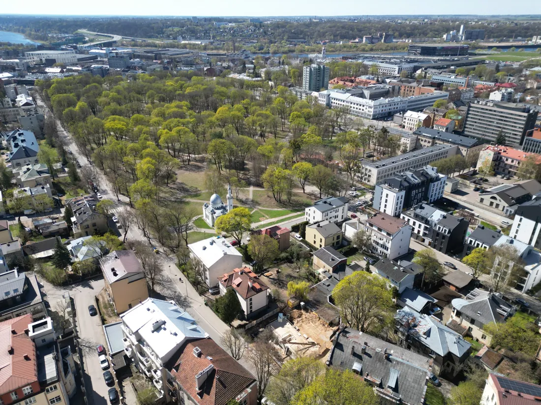 Kaunas iš viršaus: Žalgirio arenos pusė ir parkas